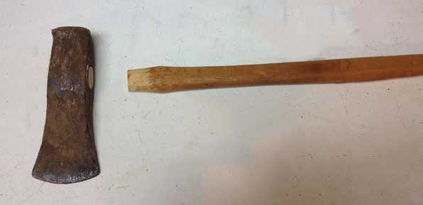  How to Remove the Old Axe Handle